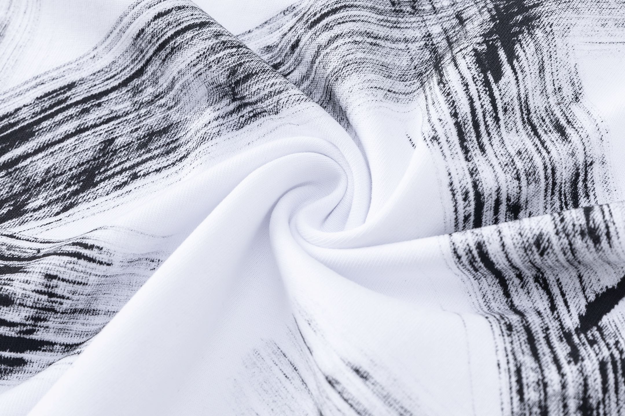 Short Sleeve T-Shirt ¡§C Relaxed Fit Light Luxury Station